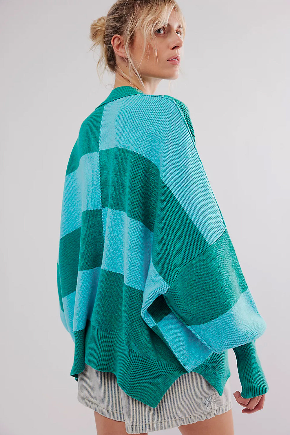 Green checked green sweater *
