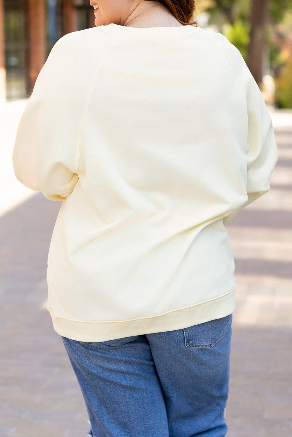 Sweat-shirt blanc à manches raglan arc-en-ciel et col rond, grande taille