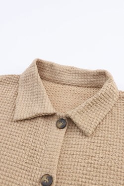 Decreeed shirt buttoned in khaki embossed