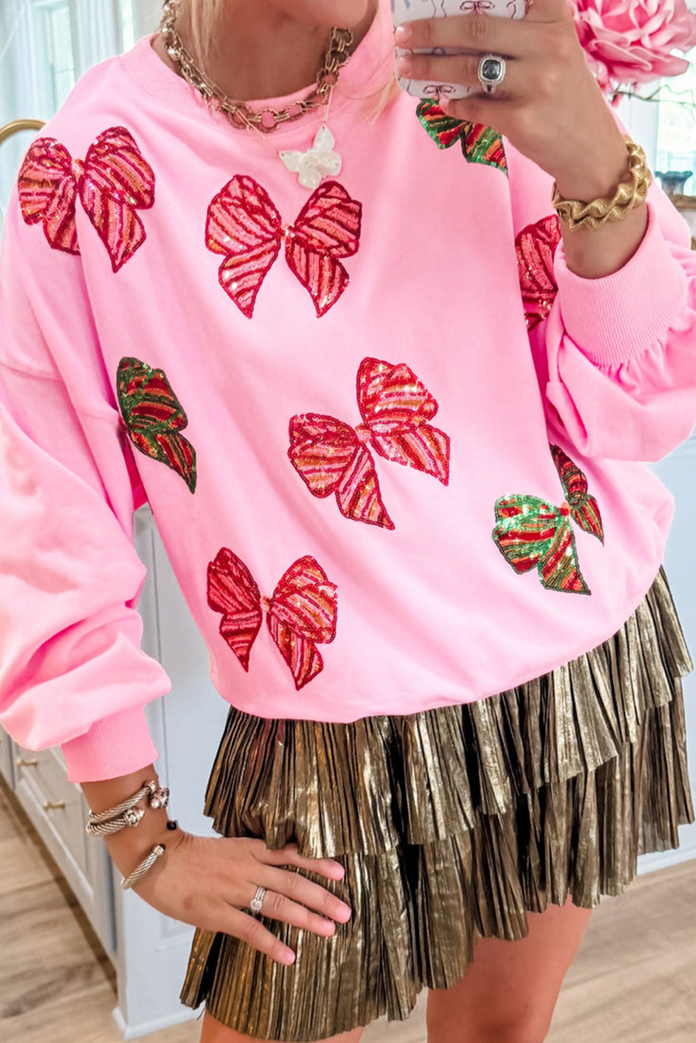 Bonbon Sequin Bowknot Patched Graphic Christmas Sweinshirt