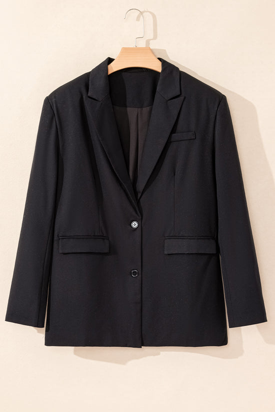 Black buttoned blazer with flap pocket and lapels