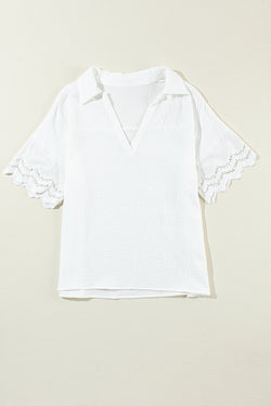 White blouse with V -neck and crumpled lace splicing sleeves