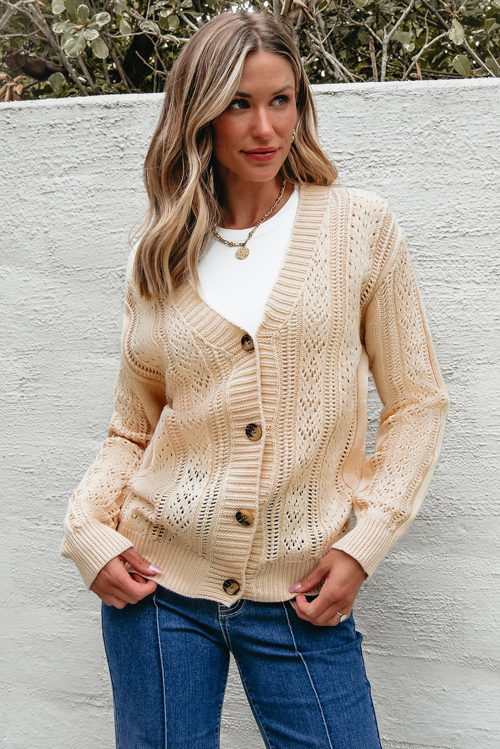Cardigan pull beige en tricot ouvert à épaules tombantes *-A WOMAN WE LOVE