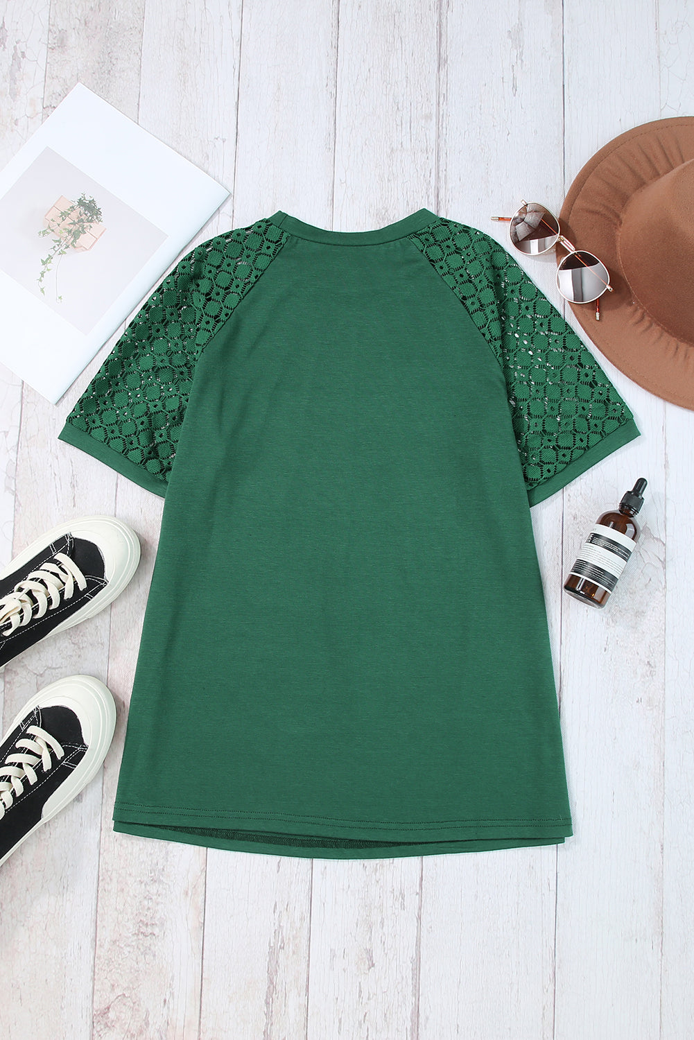 T-shirt à manches raglan en dentelle contrastée avec coutures vert noirâtre