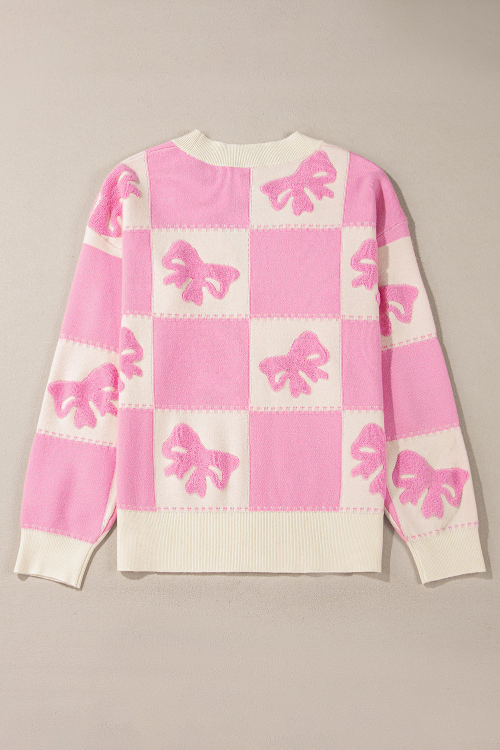 Cardigan boutonné rose à motif à carreaux et col en V avec épaules tombantes-A WOMAN WE LOVE