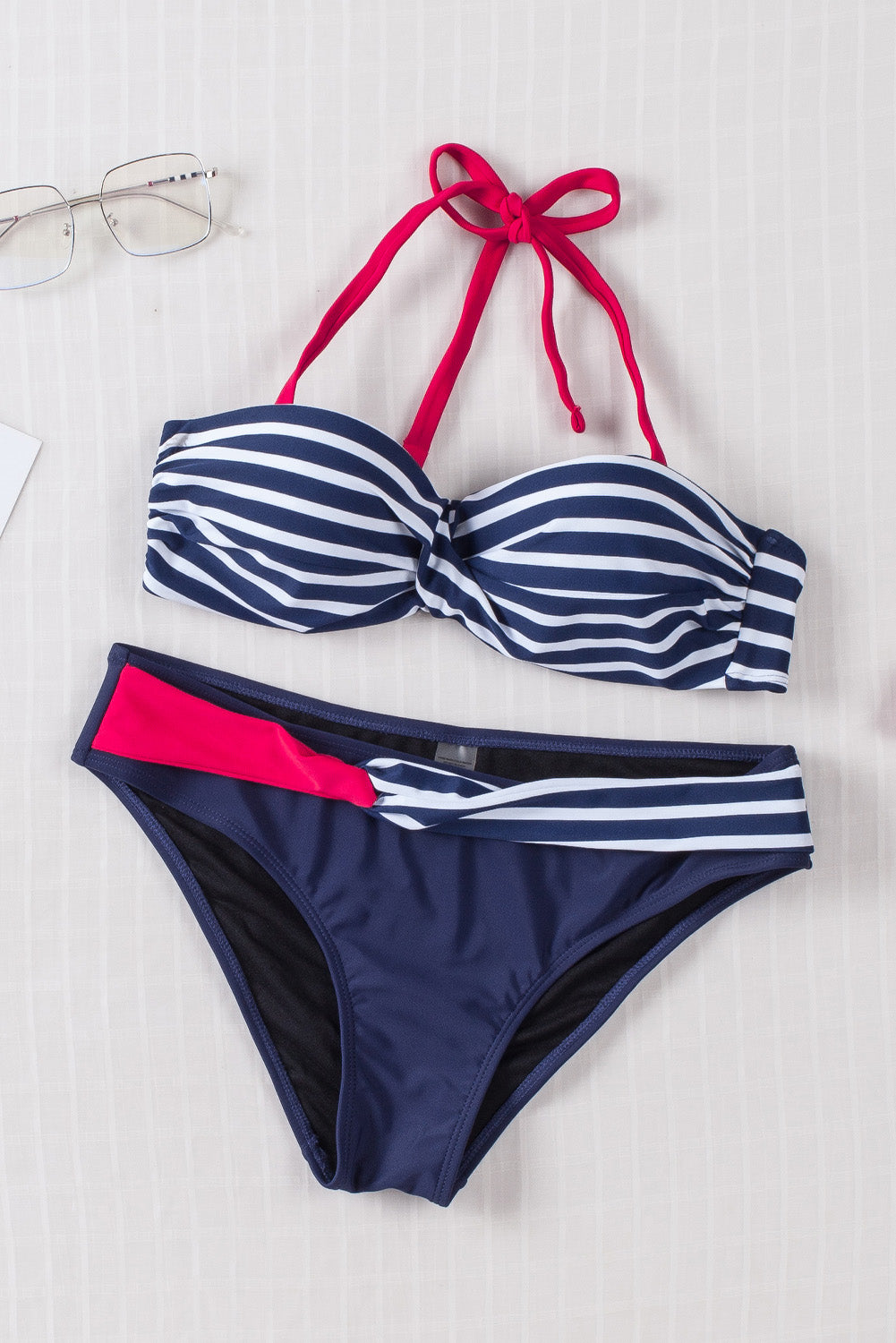 Bikini bandeau rayé bleu à licou-A WOMAN WE LOVE