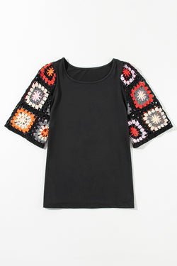 Black high with short sleeves in crochet *