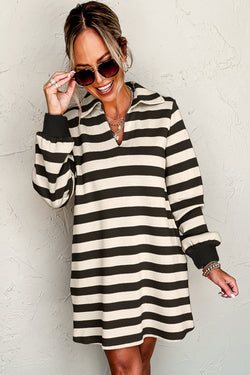 Vole lamp with V -neck and long sleeves with black stripes