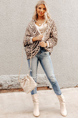 Cardigan tunique ample à manches chauve-souris et imprimé léopard kaki-A WOMAN WE LOVE
