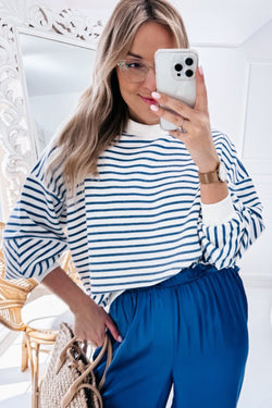 Blue striped blue sweatshirt *