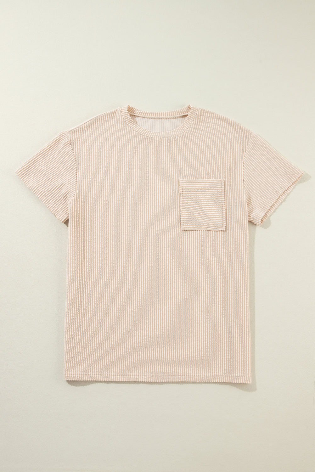 Ample cutting t-shirt with pockets *