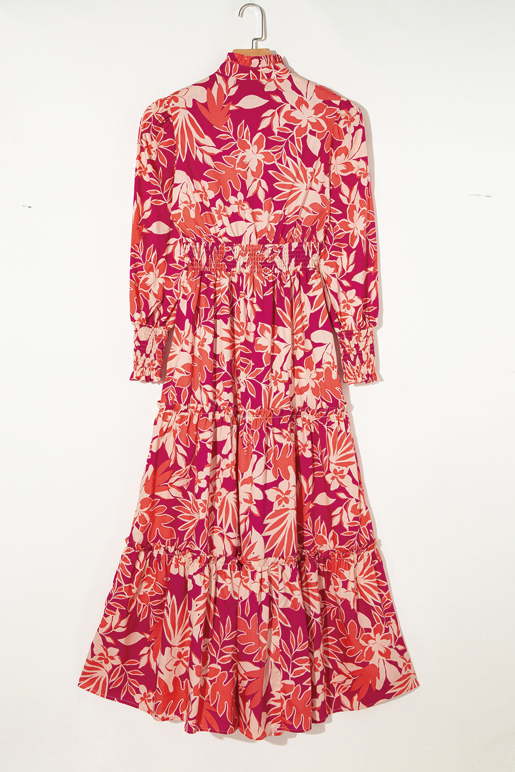 Robe longue taille haute smockée boutonnée à imprimé floral rose