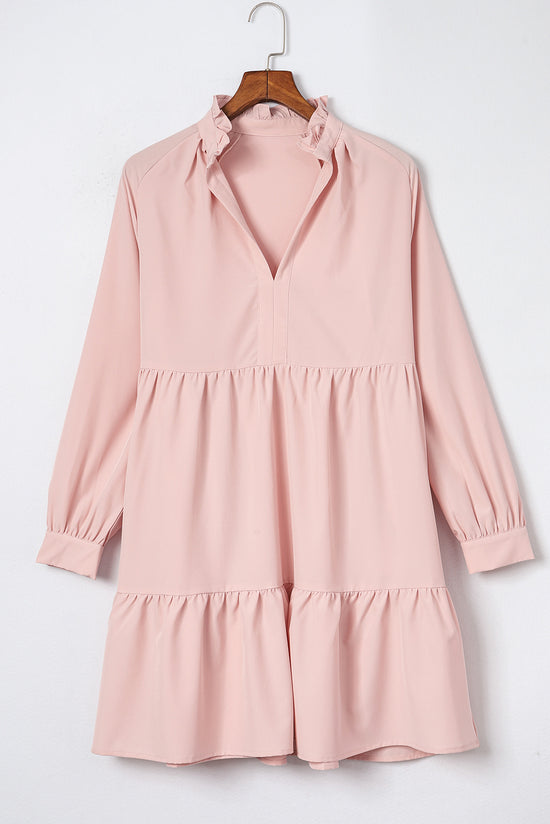 Ruffled pink dress and long -sleeved collar long collar