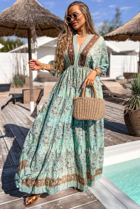 Long bohemian dress with floral print *