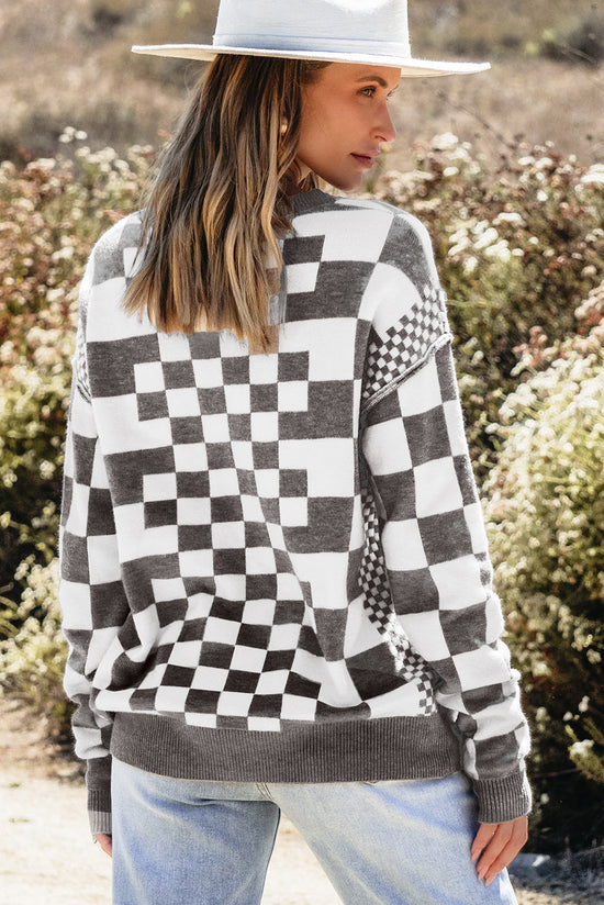 Gray sweater checkered and drooping shoulders, round neck