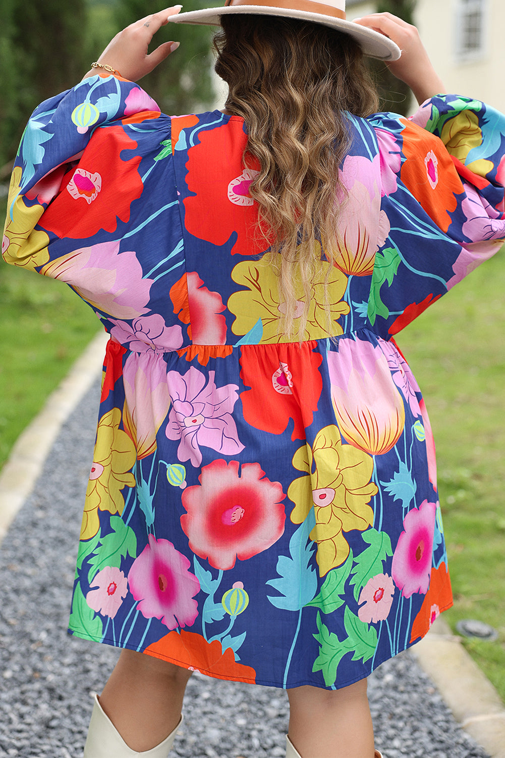 Vestido babydoll con manga globo y cuello en V floral de talla grande azul