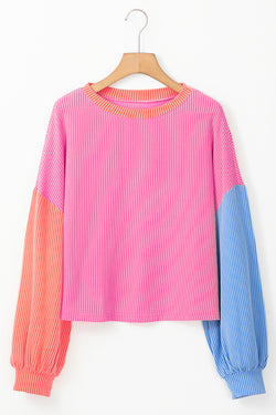 Long sleeve top and drooping shoulders *