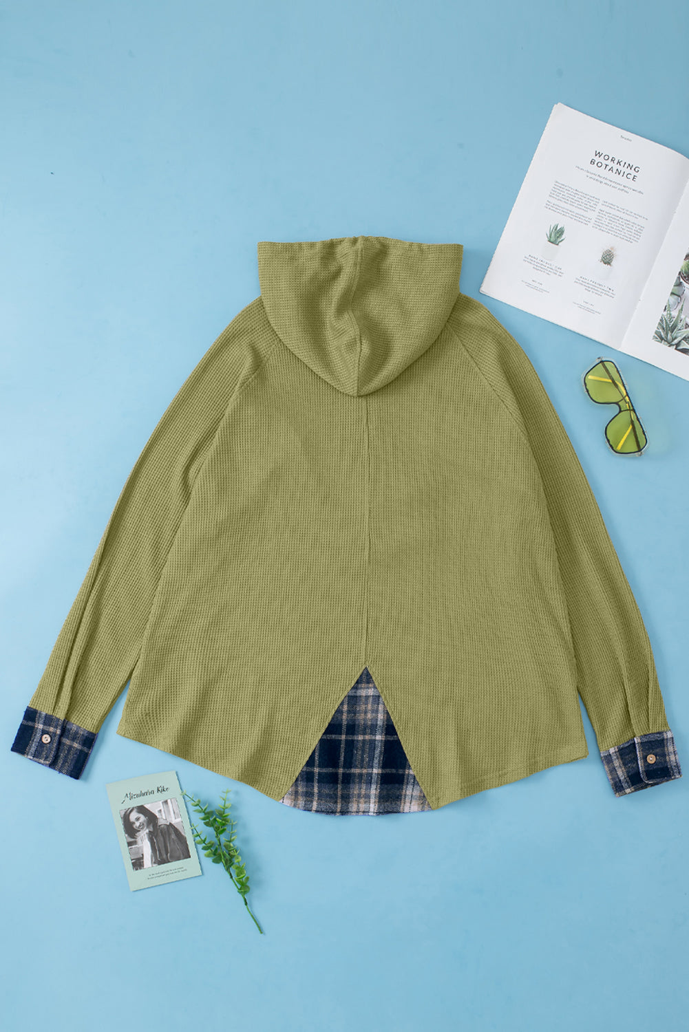 Green Flowy Plaid Accent Waffle Knit Henley Sampanía