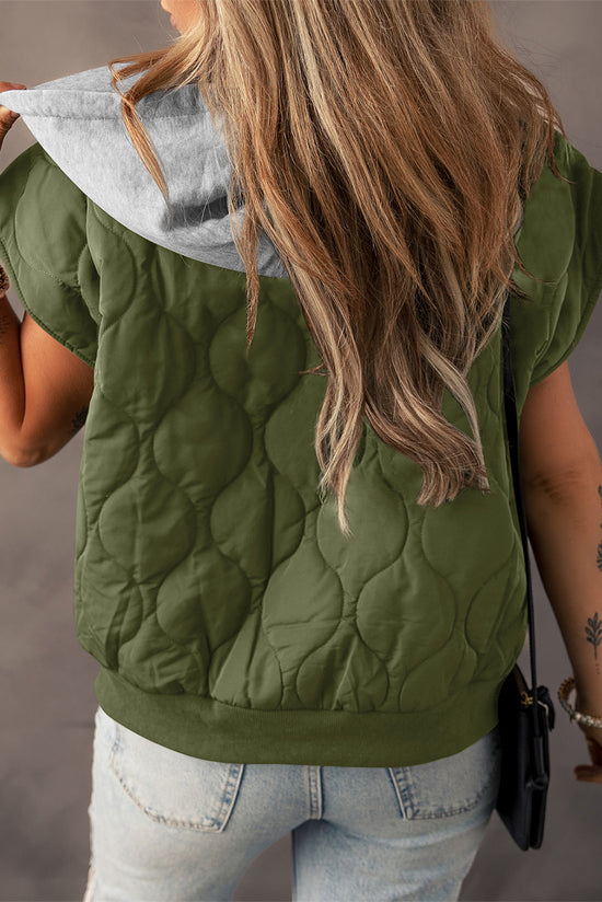 Hooded quilted jacket with jungle green tightening cord and zipper