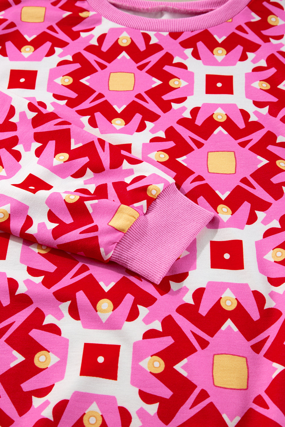Ensemble haut à manches longues à imprimé géométrique rose Sachet et short à cordon de serrage-A WOMAN WE LOVE