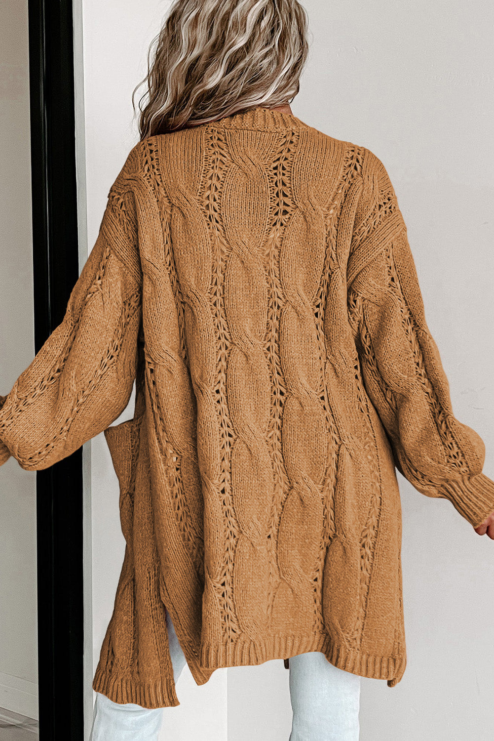 Cardigan kaki en maille torsadée à œillets et bordures côtelées-A WOMAN WE LOVE