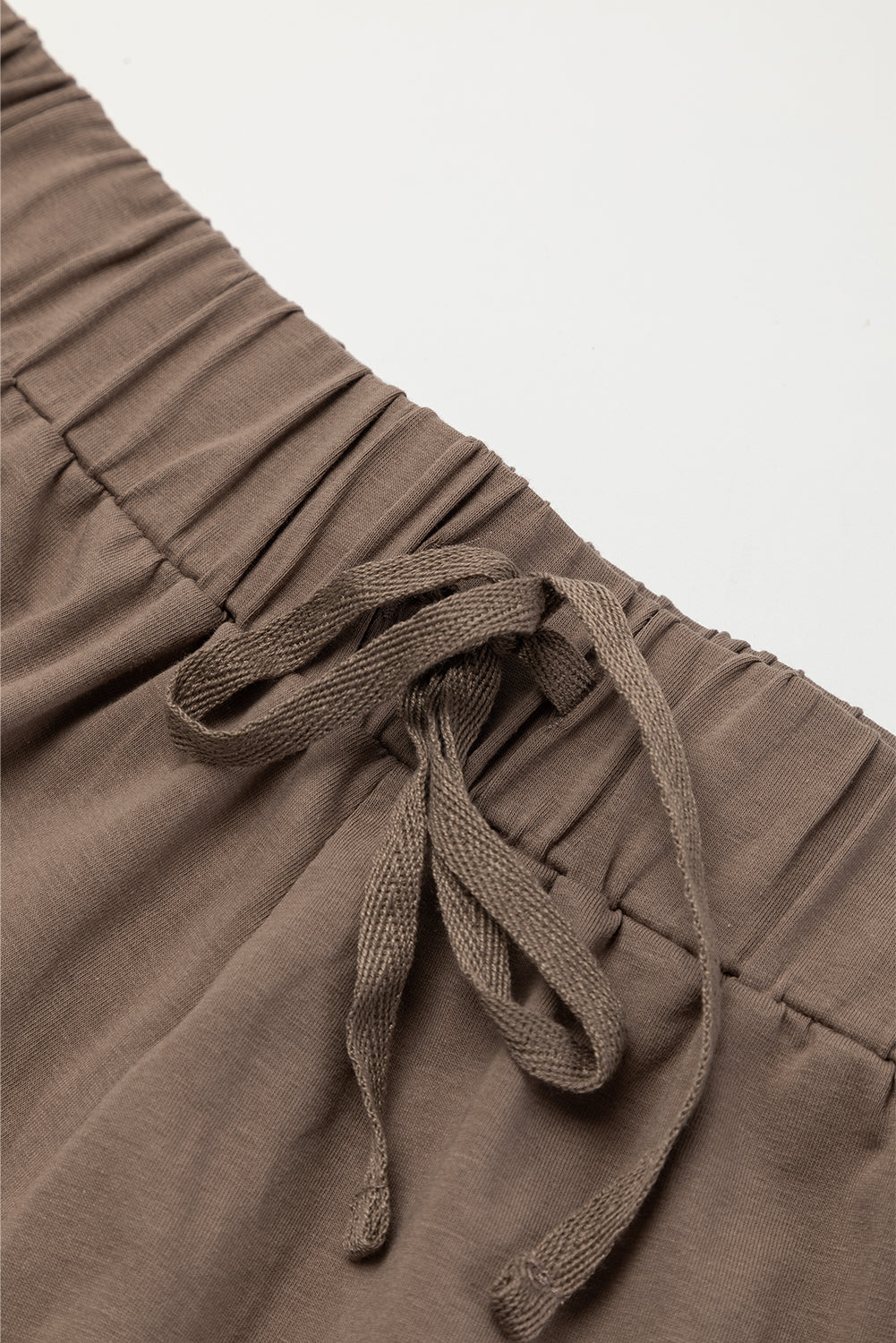 Simplemente Taupe Conjunto de pantalones de ajuste y pantalones de ajuste en cuadros bajos