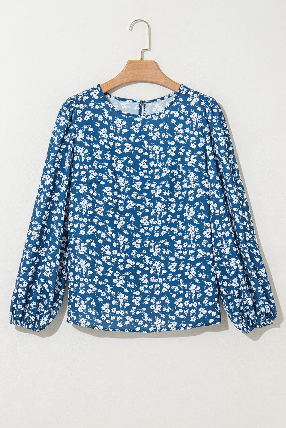 Blusa de manga de linterna de estampado floral azul ditsy