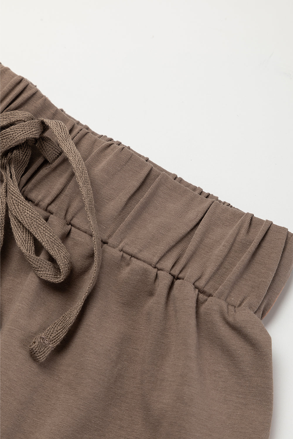 Simplemente Taupe Conjunto de pantalones de ajuste y pantalones de ajuste en cuadros bajos