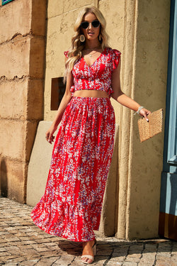 High short -ruffled short and long -red flower skirt with bright red multicolored flowers