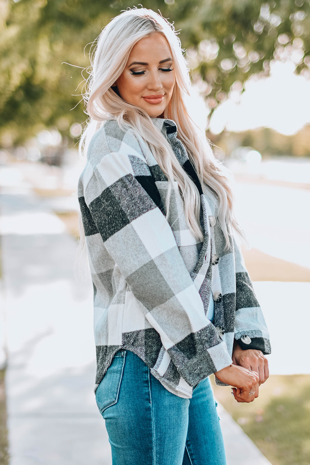 Veste à manches longues boutonnée à carreaux gris avec poche