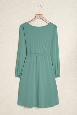 Green long sleeve high waist buttoned dress