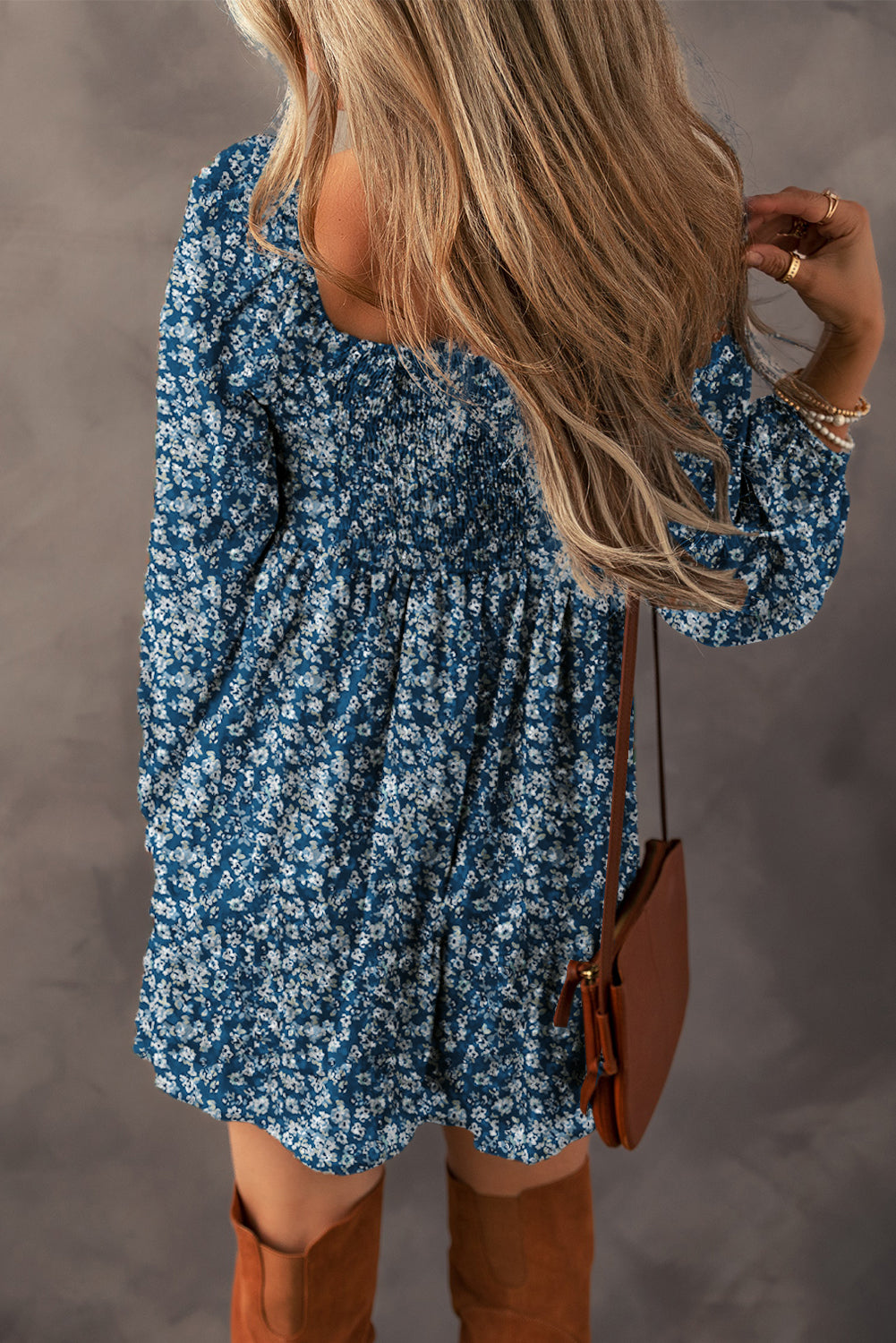 Blue Floral estampado de estampado Floral Sweetheart Neck Shirred Back Mini Vestido