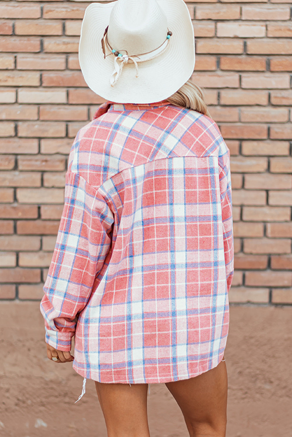 Veste boutonnée rose à carreaux avec poche à rabat