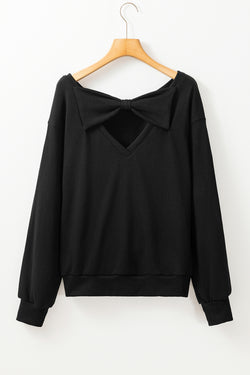 Black round-neck sweatshirt *