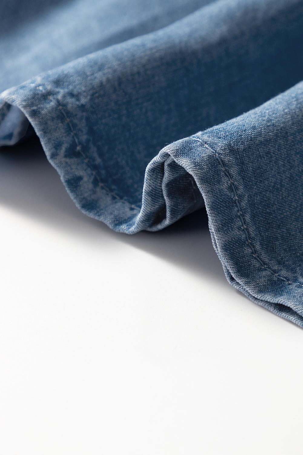 Piernas grandes y pantalones cortos de mezclilla elásticos *