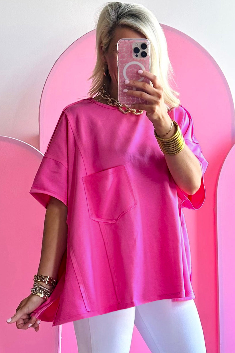 T-shirt oversize a tasca rosa rosa brillante