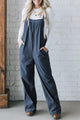 Ample velvet overalls with a real sarcelle blue pockets