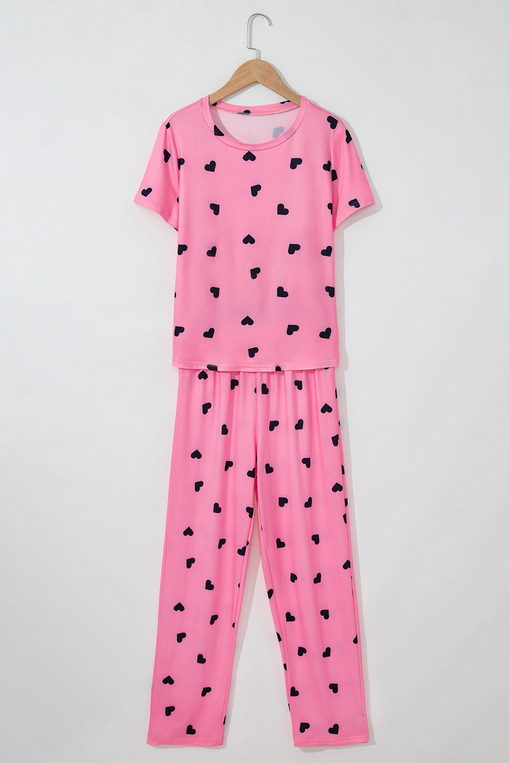 Ensemble de détente rose avec t-shirt et pantalon à imprimé cœur pour la Saint-Valentin-A WOMAN WE LOVE