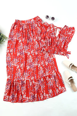 High short -ruffled short and long -red flower skirt with bright red multicolored flowers