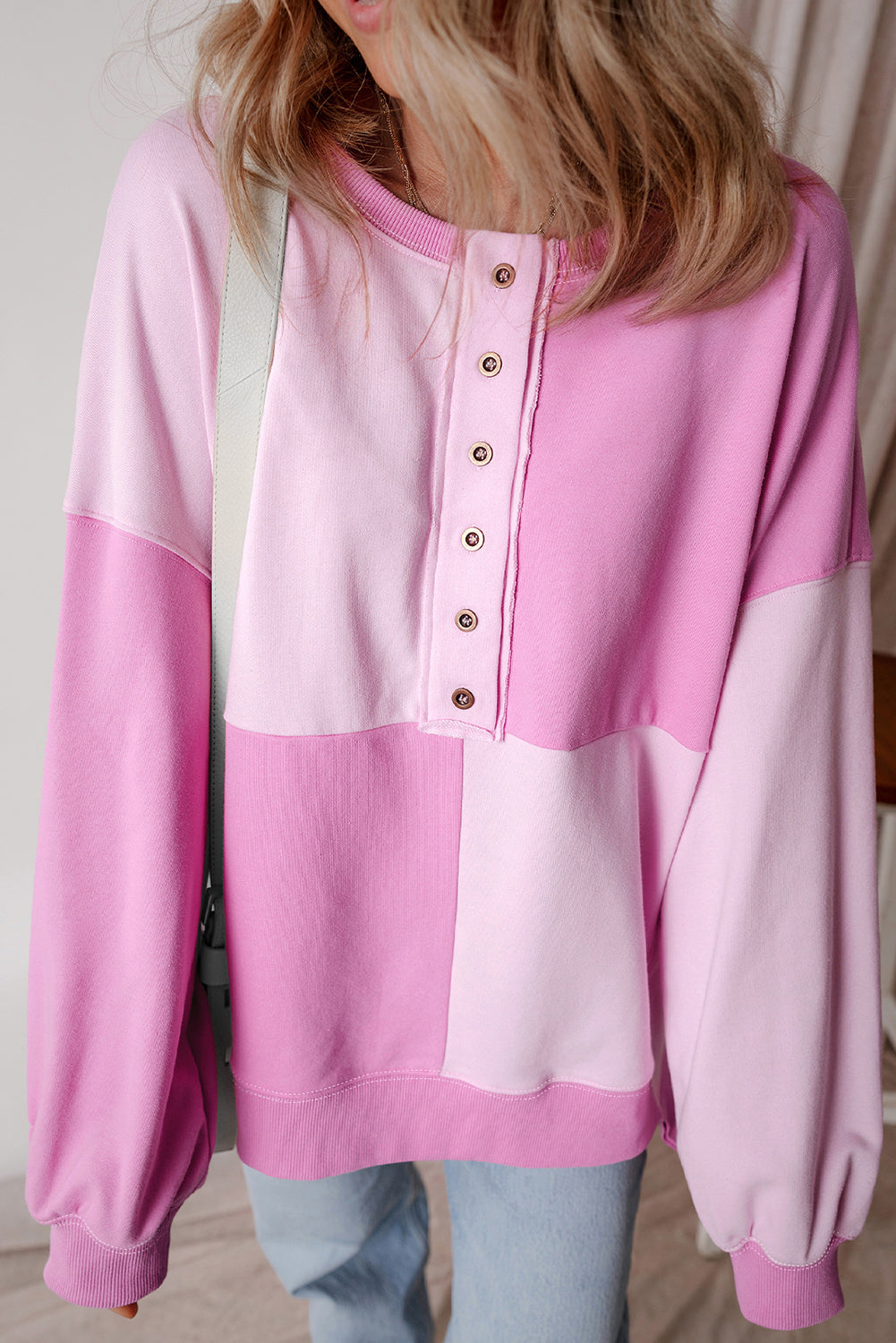 Sweat-shirt rose Henley High Low Oversize