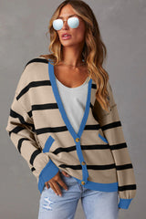 Cardigan ample boutonné à épaules tombantes color block blanc-A WOMAN WE LOVE