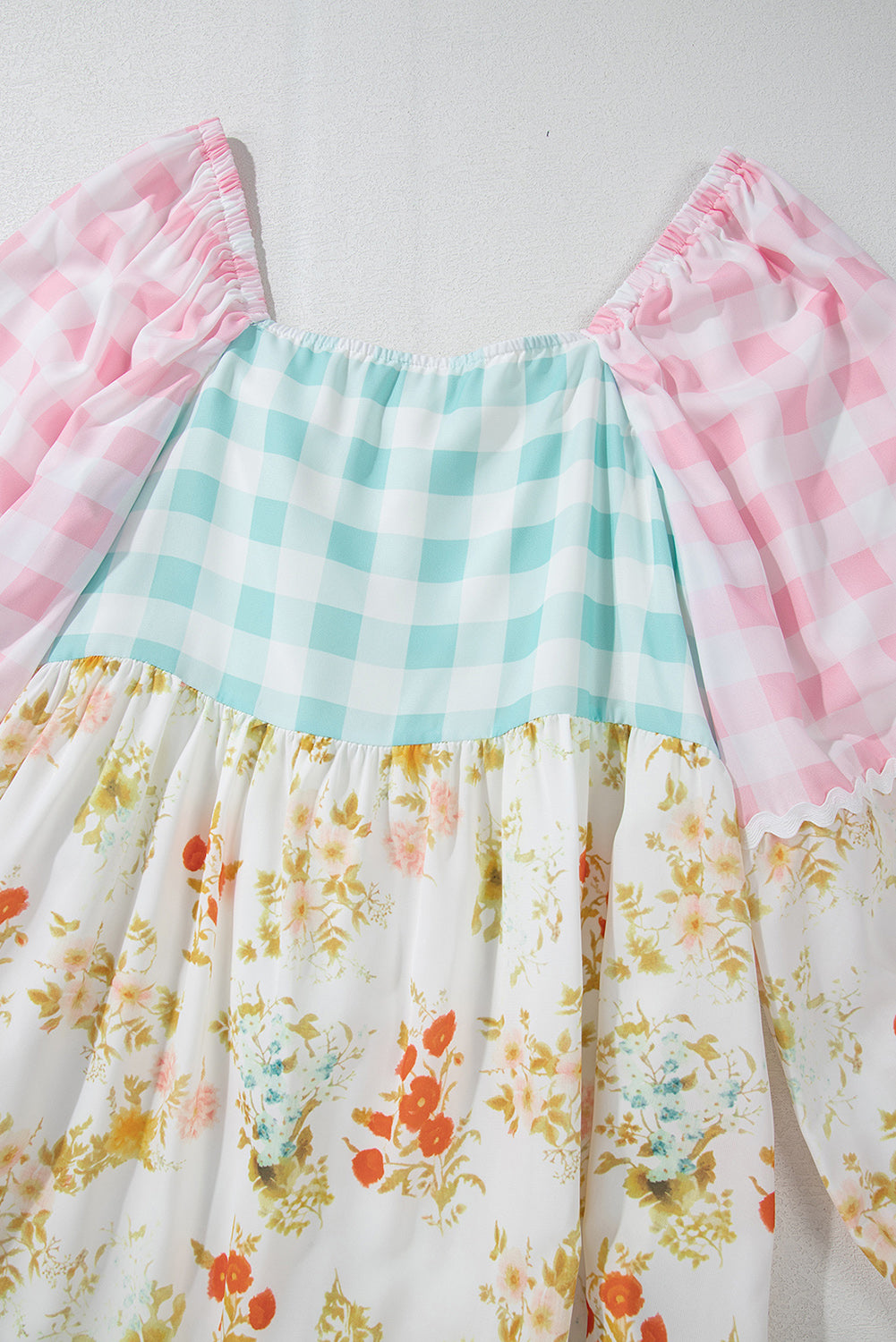 Robe rose à manches bulles et imprimé floral *