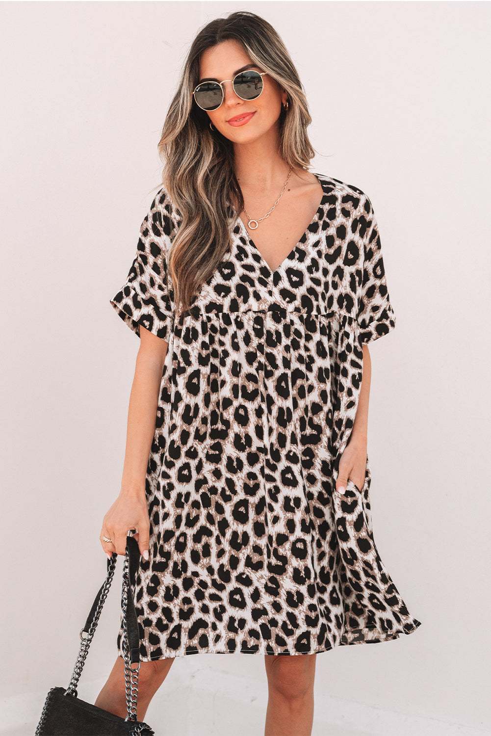 Khaki mini-Robe with Guépard print *