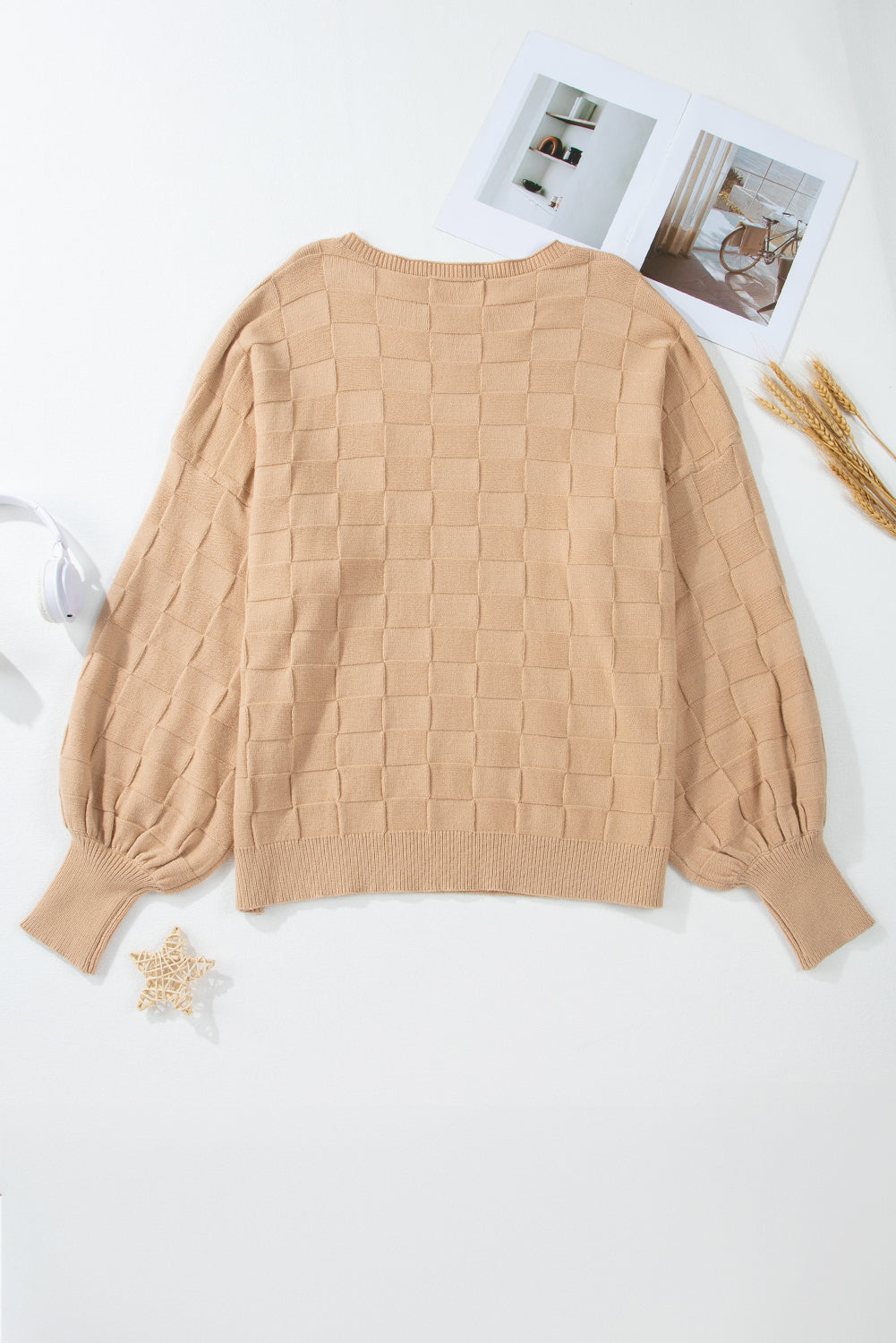 Pull en tricot texturé à carreaux unis beige clair de grande taille