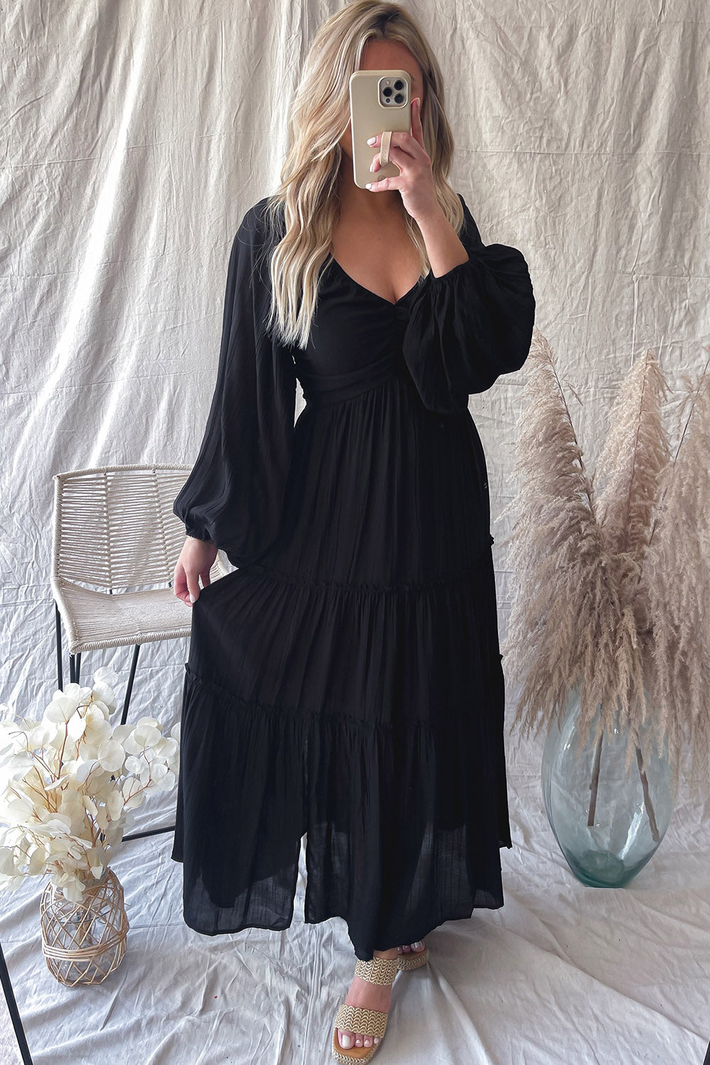 Black V Neck Bowknot ritaglio maxi vestito a livello