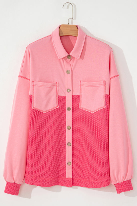 Loose-fitting buttoned jacket in two-tone contrasting waffle knit with peach blossoms