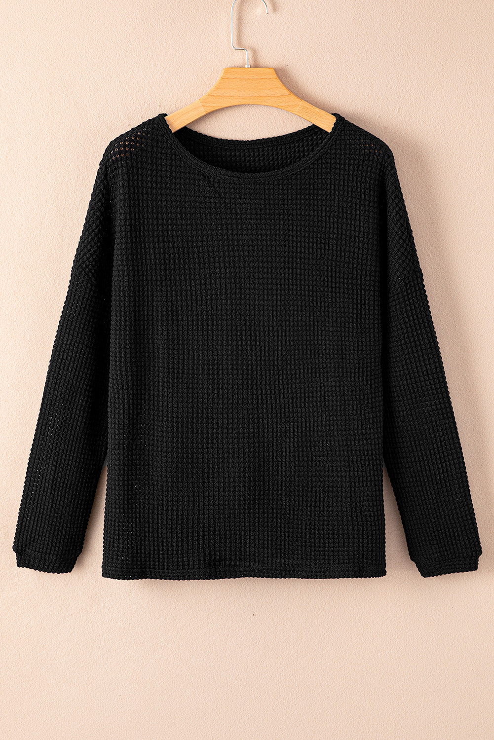 Black high with long sleeves and drooping shoulders *