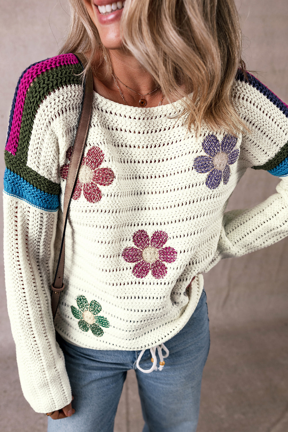 Pull en maille pointelle à fleurs de marguerite blanc