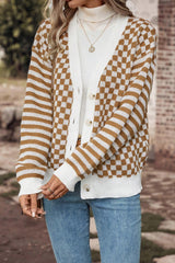 Cardigan marron à col en V boutonné et rayé à carreaux-A WOMAN WE LOVE