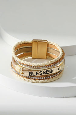 Bracelet beige à boucle tressée avec strass BLESSED